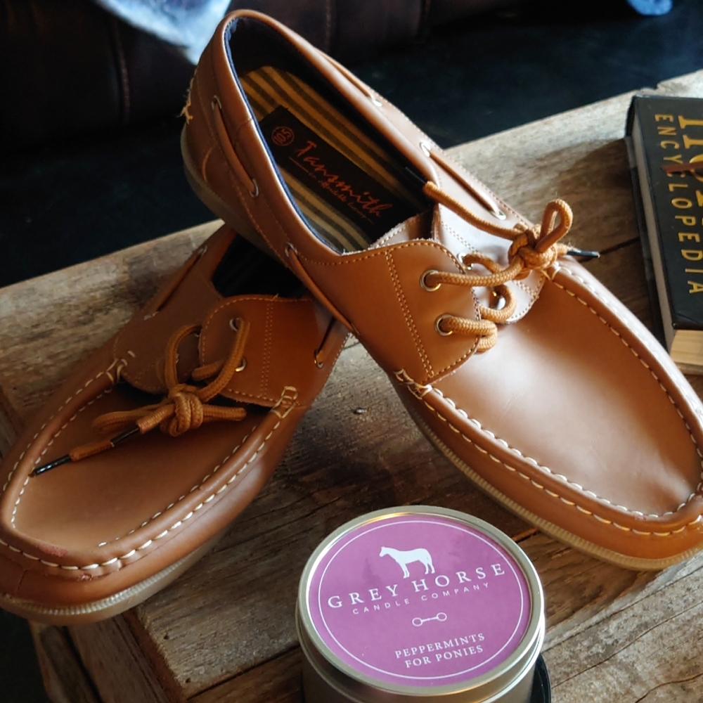 Mens beach shoes